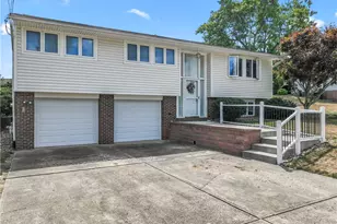 129 Bainbridge Dr, Center Township, PA 15001 - Photo 1