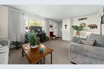 665 Summerlea Ave, Washington, PA 15301 - Photo 5