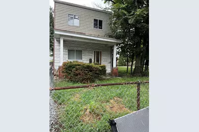 213 Fairview Ave, Elliott, PA 15220 - Photo 1