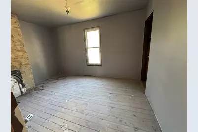 809 Middle St, North Braddock, PA 15104 - Photo 15