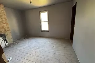 809 Middle St, North Braddock, PA 15104 - Photo 15