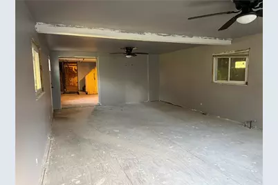 809 Middle St, North Braddock, PA 15104 - Photo 21