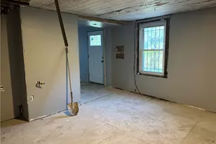 809 Middle St, North Braddock, PA 15104 - Photo 23