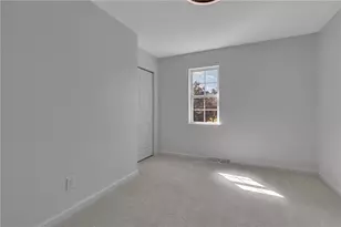 111 McCracken Dr, Center Township, PA 15061 - Photo 17