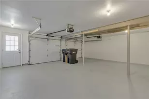 111 McCracken Dr, Center Township, PA 15061 - Photo 27