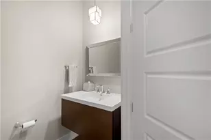 9810 Sumner Dr, Pittsburgh, PA 15101 - Photo 13