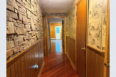 698 Austin Blvd, Mount Pleasant Township, PA 15610 - Photo 13