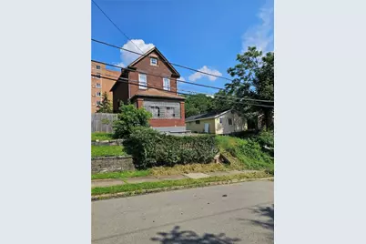 564 3rd St, Clairton, PA 15025 - Photo 1