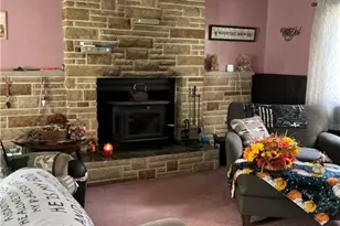 1652 Frew Mill Rd, Shenango Township, PA 16101 - Photo 3