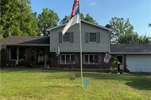 1652 Frew Mill Rd, Shenango Township, PA 16101 - Photo 1