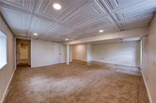 275 Twin Lakes Rd, Unity Township, PA 15650 - Photo 17