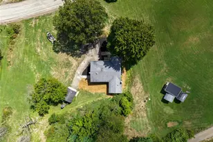 275 Twin Lakes Rd, Unity Township, PA 15650 - Photo 33