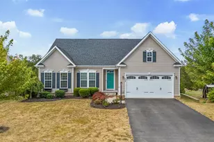 124 Pauline Pl, Forward Township, PA 16033 - Photo 1