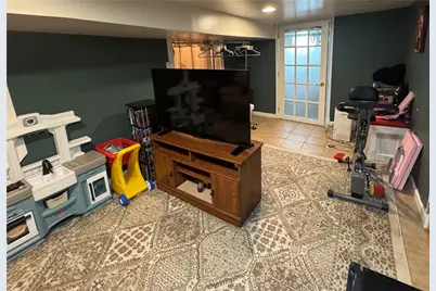 2230 McKees Rocks Rd, Robinson Twp, PA 15136 - Photo 23