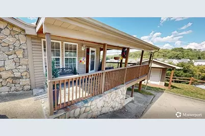 2230 McKees Rocks Rd, Robinson Twp, PA 15136 - Photo 1