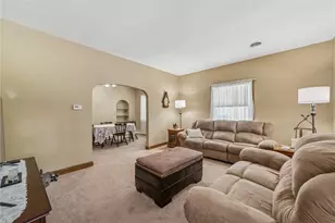 310 Bungalow Rd, Unity Township, PA 15670 - Photo 3