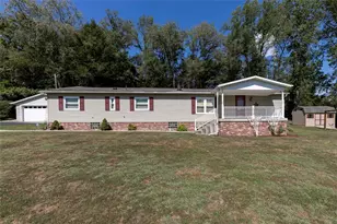 1017 Nellie Rd, Vanderbilt, PA 15486 - Photo 1