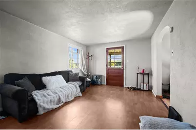 811 N State, Clairton, PA 15025 - Photo 3