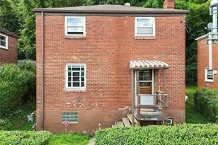 811 N State, Clairton, PA 15025 - Photo 1