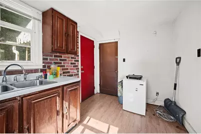 811 N State, Clairton, PA 15025 - Photo 9