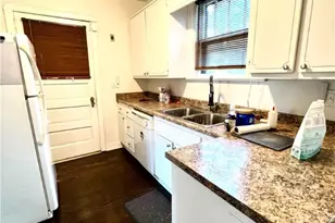 406 Vine St, Jeannette, PA 15644 - Photo 13