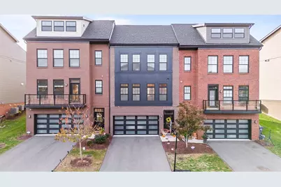 202 Kousa Ln, Venetia, PA 15367 - Photo 1