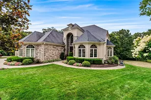 4800 Stonebridge Dr, Hampton, PA 15044 - Photo 1