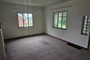 706 Upston St, Port Vue, PA 15133 - Photo 9