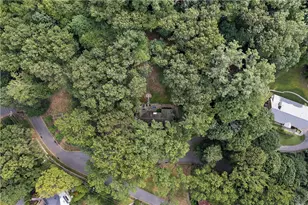 714 Irwin Dr, Edgeworth, PA 15143 - Photo 3