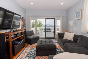 53 Holt St, Pittsburgh, PA 15203 - Photo 11