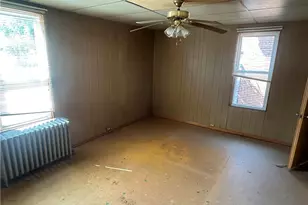 419 2nd St, Pitcairn, PA 15140 - Photo 5