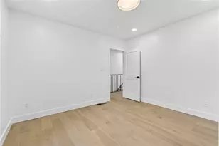 516 S Main St, Pittsburgh, PA 15220 - Photo 39