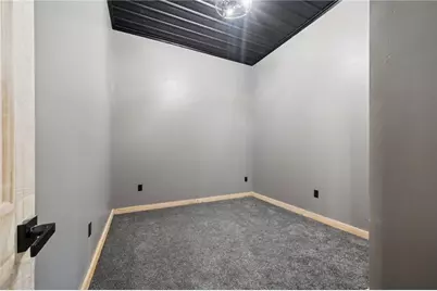 1060 Wattersonville Rd, Washington Township, PA 16218 - Photo 35