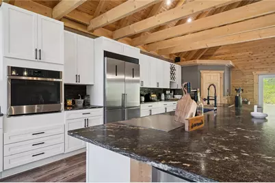 1060 Wattersonville Rd, Washington Township, PA 16218 - Photo 7