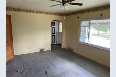 713 Shady Ln, West Mifflin, PA 15122 - Photo 3