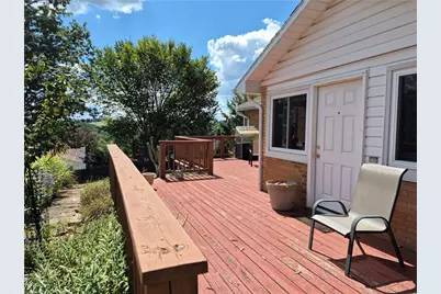 18 Park View Dr, South Strabane, PA 15301 - Photo 7