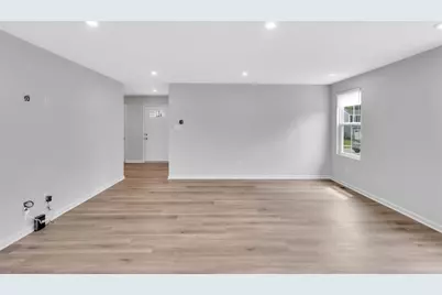 110 Dominic Dr, Twp of But SW, PA 16001 - Photo 9