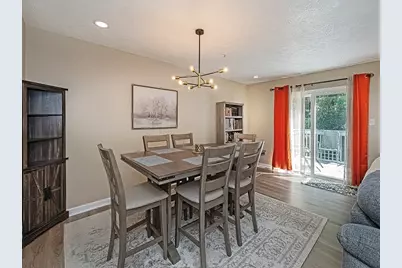 1023 Royal Dr, North Strabane, PA 15317 - Photo 7