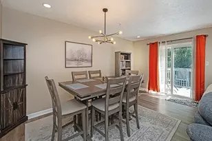 1023 Royal Dr, North Strabane, PA 15317 - Photo 7