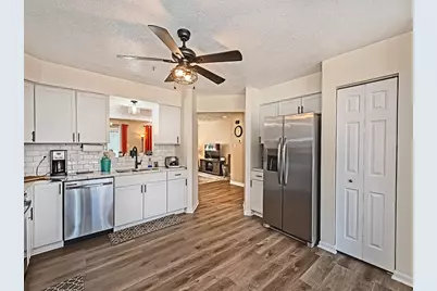 1023 Royal Dr, North Strabane, PA 15317 - Photo 11