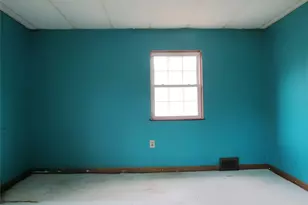 128 Shoaf Rd, Georges Township, PA 15478 - Photo 9