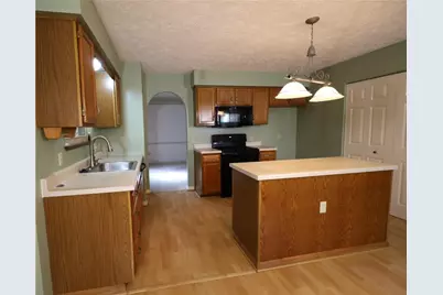 200 Jaclyn Dr, Cranberry Township, PA 16066 - Photo 15