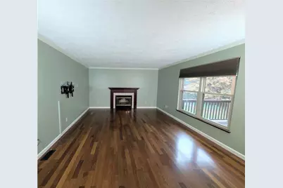 200 Jaclyn Dr, Cranberry Township, PA 16066 - Photo 17