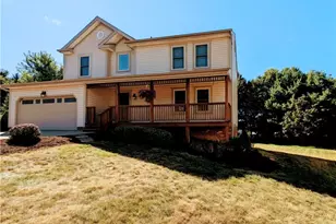 200 Jaclyn Dr, Cranberry Township, PA 16066 - Photo 3