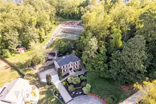 109 Fieldstone Ct, Penn Twp, PA 15644 - Photo 3