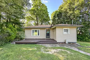 668 Russell Ave, Meadville City, PA 16335 - Photo 1