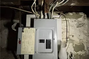 2013 Boulevard of the Allies, East Pittsburgh, PA 15219 - Photo 15