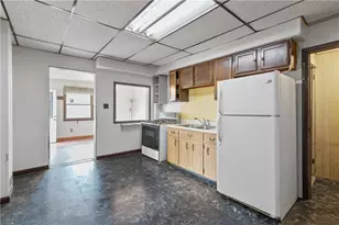 937 10 Th St, Donora, PA 15033 - Photo 17