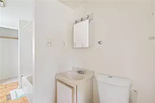 937 10 Th St, Donora, PA 15033 - Photo 11