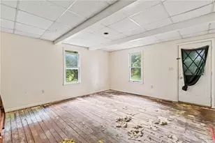 937 10 Th St, Donora, PA 15033 - Photo 5